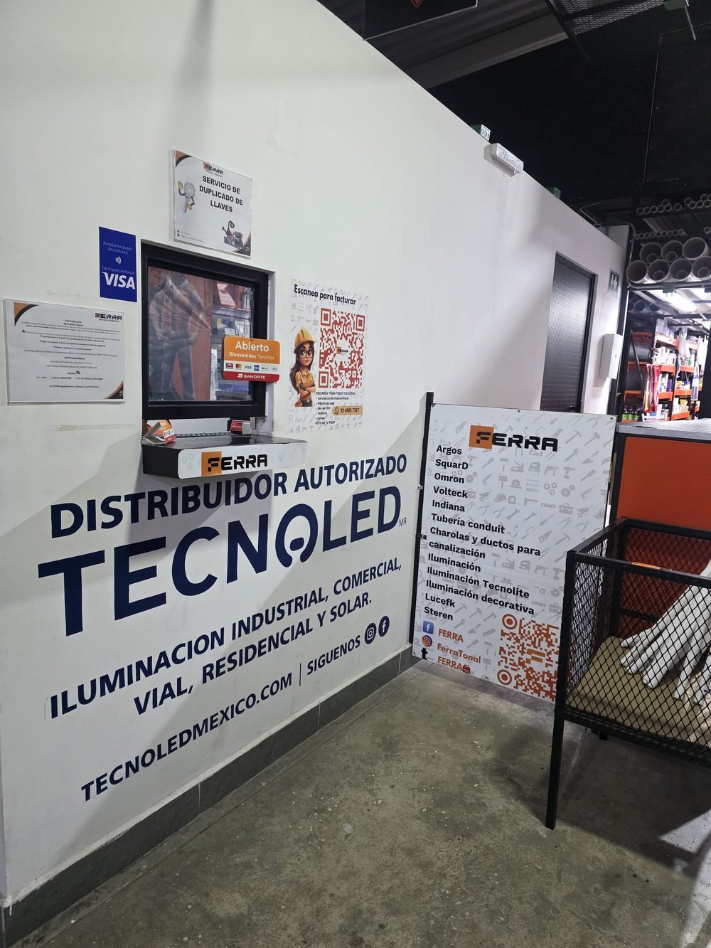 Mostrador de Ferra: Distribuidor Autorizado Tecnoled, facturación y duplicado de llaves